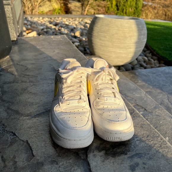 NIKE | AIRFORCE 1s - Picture 5 of 11